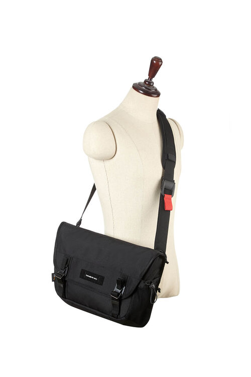 VICKSON MESSENGER BAG