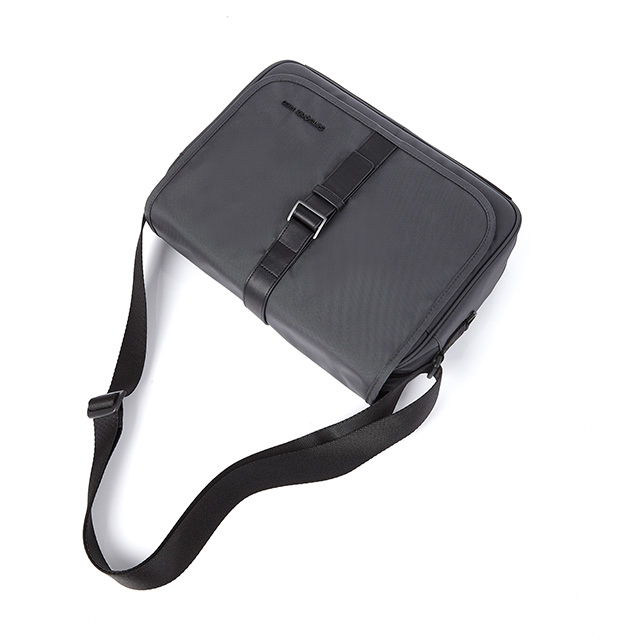 CRAGGAN MESSENGER BAG