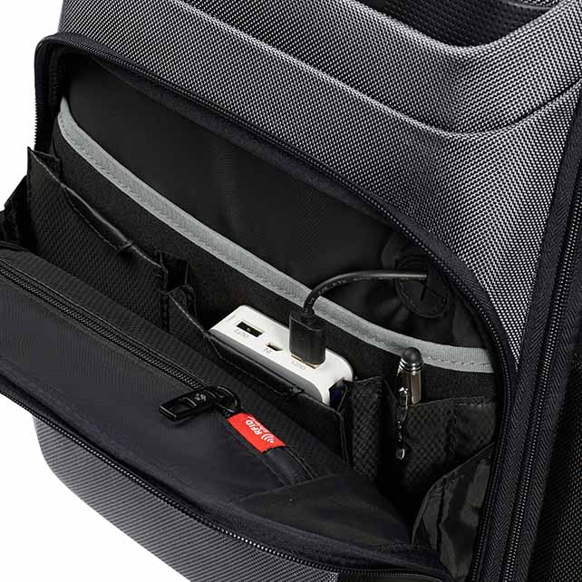 PRO-DLX 6 BACKPACK 15.6" SLIM